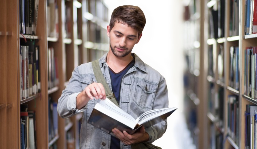 Best Book Apps for Every Reader in 2025 | The Insight Vision