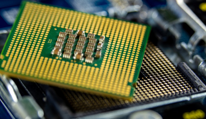 Which Mobile CPU Is Best in 2025? A Complete Guide for Smartphone Users | The Insight Vision