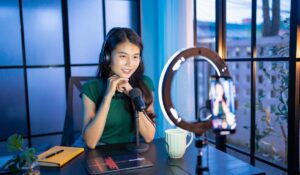 How to Use Influencer Marketing for Small Businesses: A Complete Expert-Backed Guide